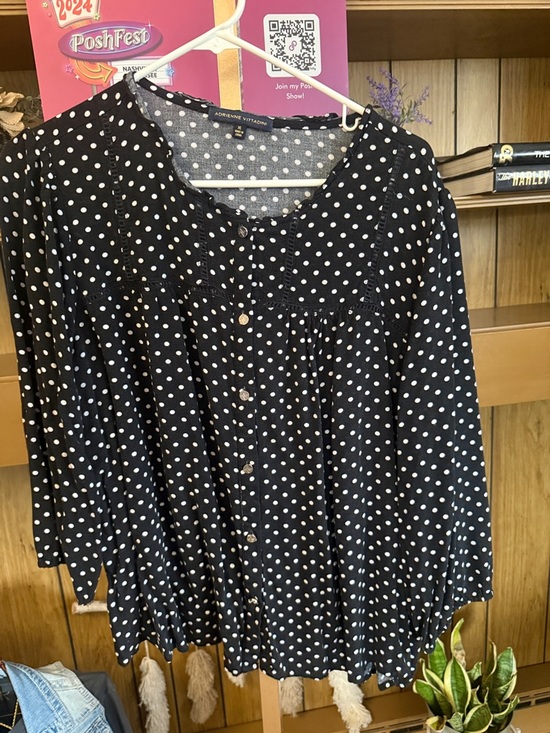 Adrienne Vittadini Tops - Adrienne Vittadini Polka Dot Top